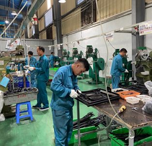 Nhà máy gia công sản phẩm dã ngoại